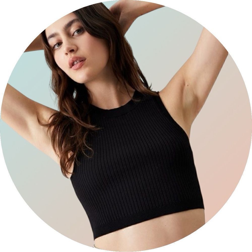 Kendall & Kylie Crop Knit Tank Top Black Size Medium NWT
